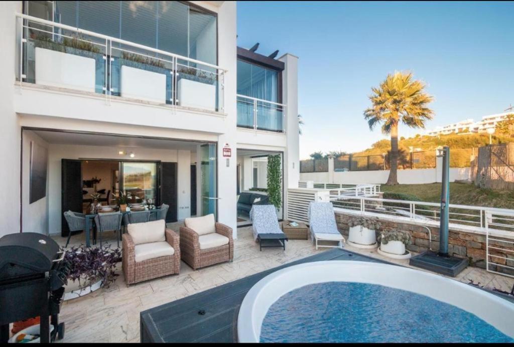 Casares Del Mar Luxury Apartment Malaga Ngoại thất bức ảnh